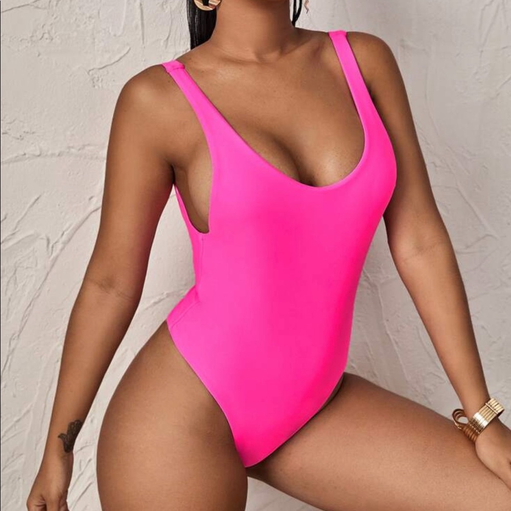 Neon Pink One Piece Swimsuit Low Cut Sides Wide Straps High Legs Size S NWOT (C6